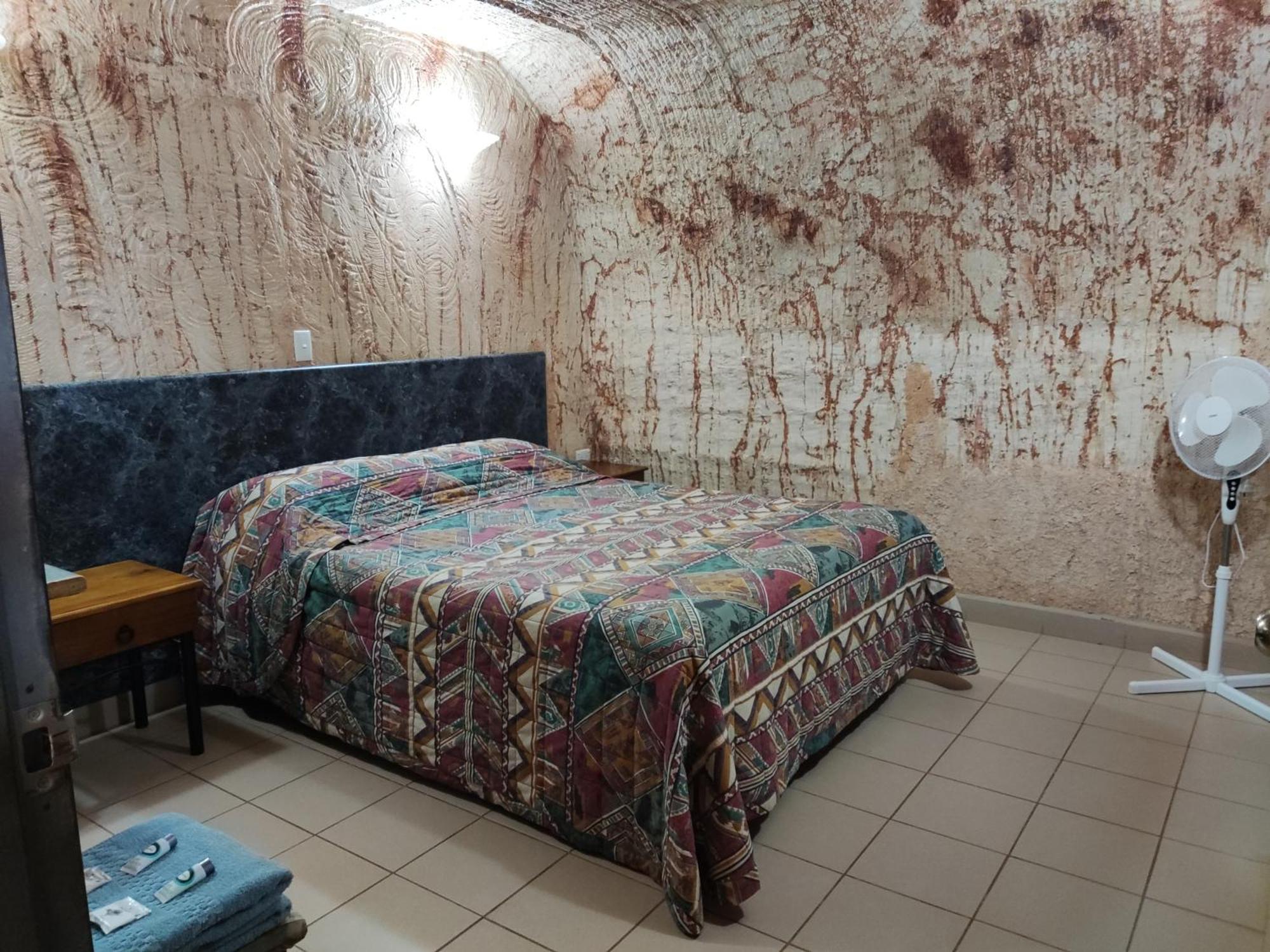 Radeka Downunder Underground Motel Coober Pedy Zewnętrze zdjęcie