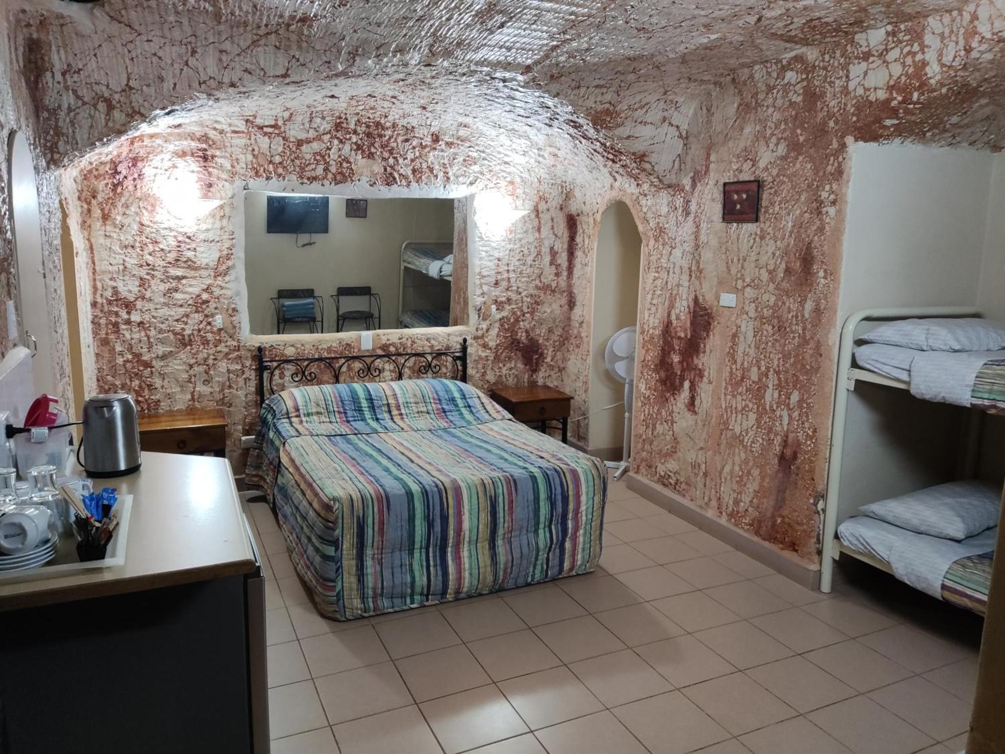 Radeka Downunder Underground Motel Coober Pedy Zewnętrze zdjęcie